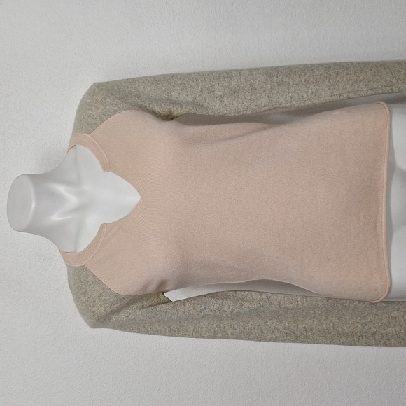 Vince Pink Gray Coquette Romantic Colorblock Quiet Luxury Old Money Sweater M - Picture 1 of 11
